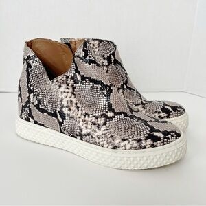 Aerosoles Zirah Sneaker Women's Size 9M Roccia Snakeskin 2 in Wedge Zip Shoes